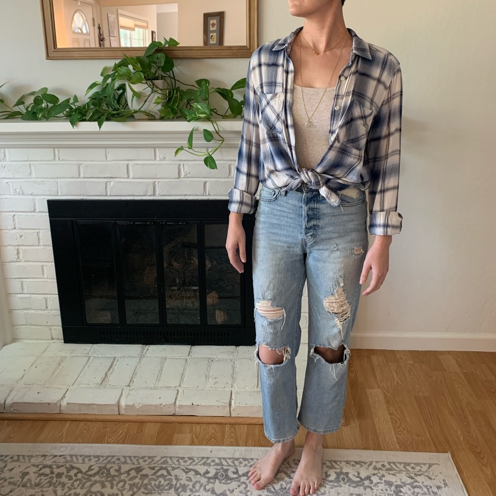 Mossimo blue plaid boyfriend shirt size medium